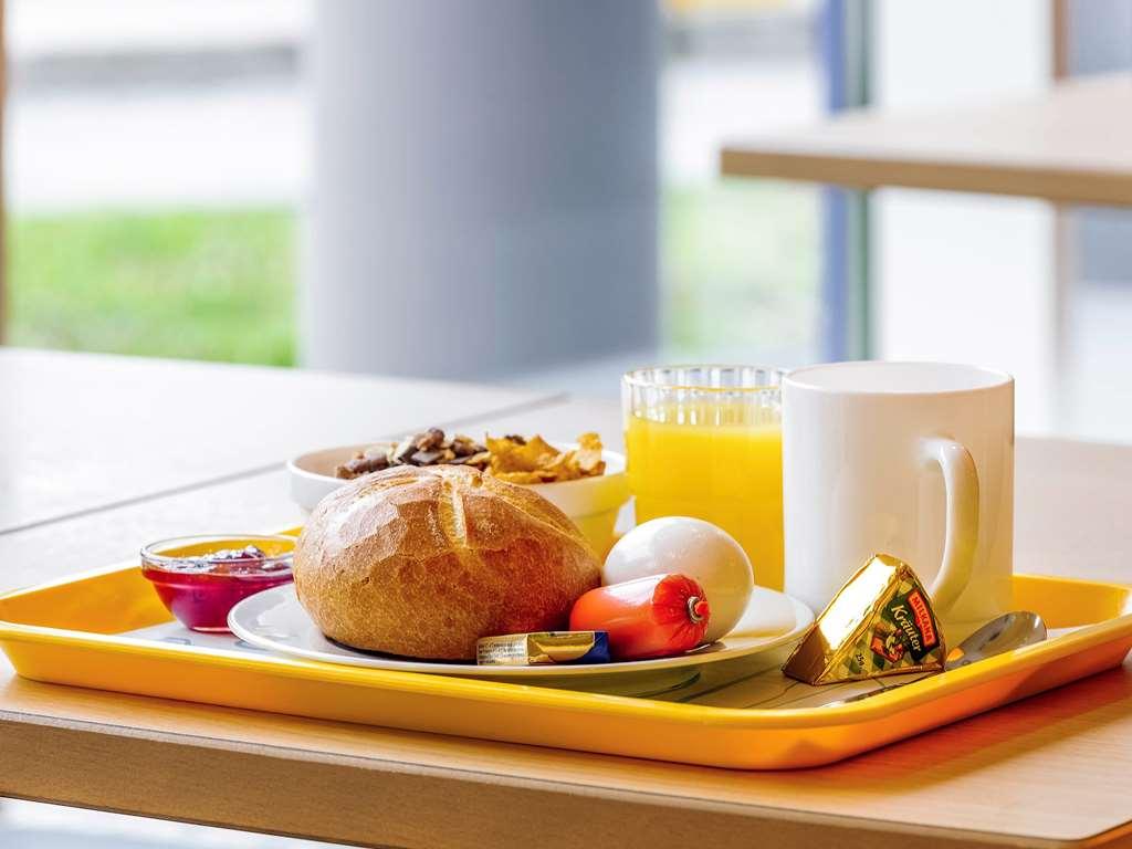 B&B Hotel Wiesbaden-Ost Удобства фото