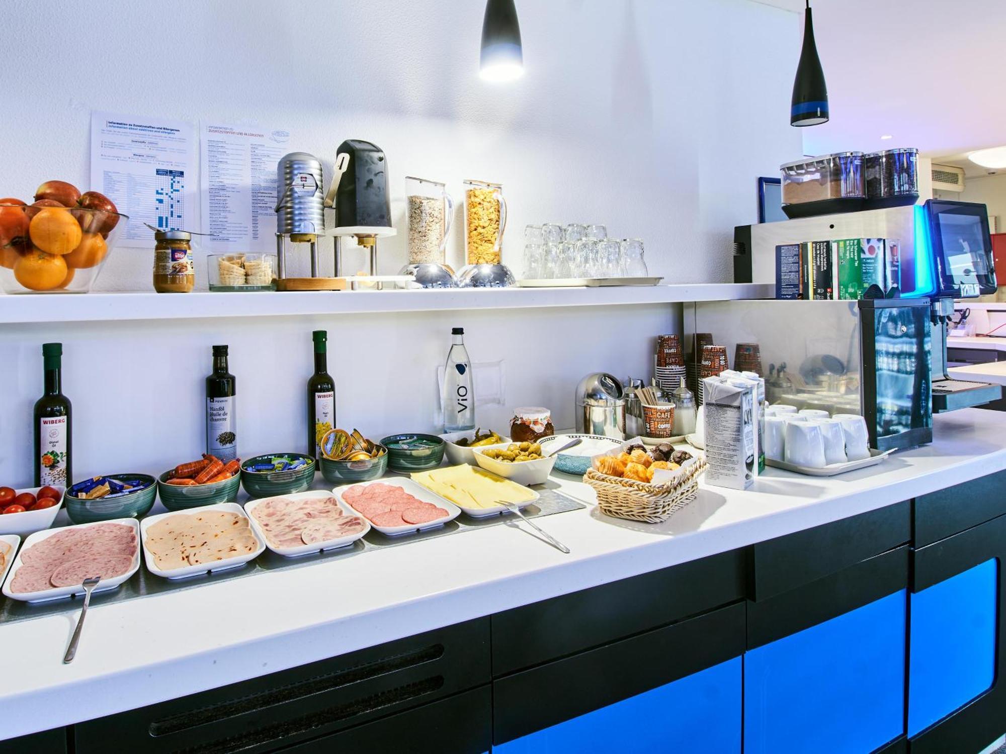 B&B Hotel Wiesbaden-Ost Экстерьер фото